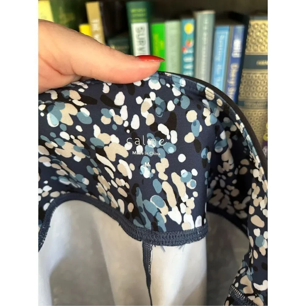 NWOT Calme x Johnny Was Endurance High Waist 7/8 Leggings Blue Speckled Medium - Picture 7 of 8